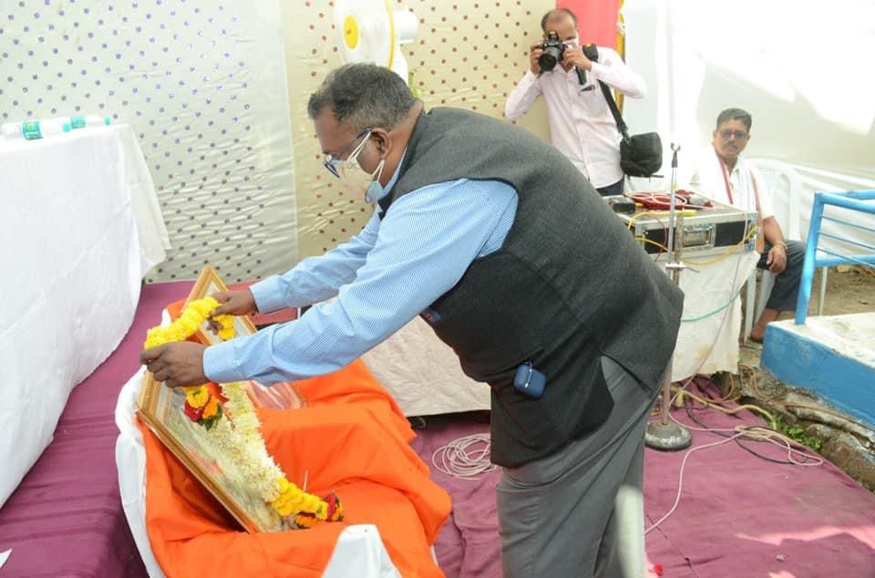 Image gallery image