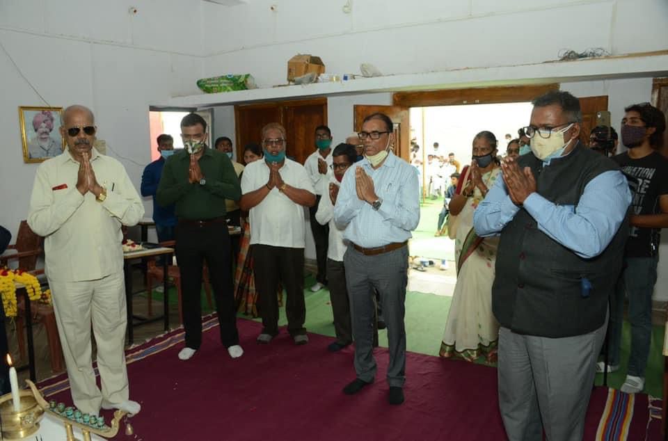 Image gallery image